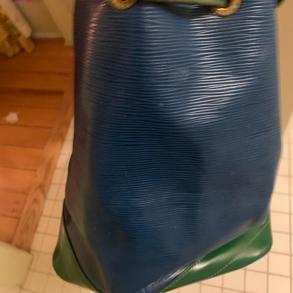 Louis Vuitton Hobo bag - gorgeous in green and blue. - Picture 6 of 11